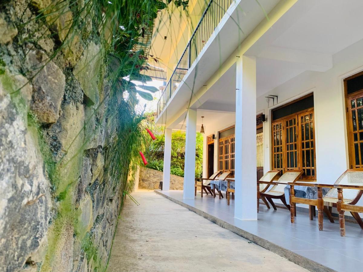 Mount Breeze Ella Hotel Exterior foto