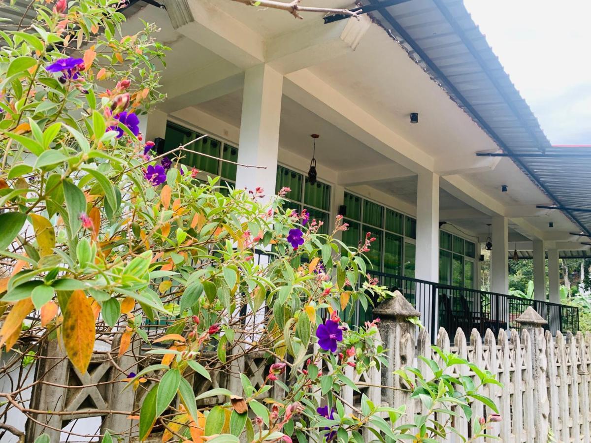 Mount Breeze Ella Hotel Exterior foto