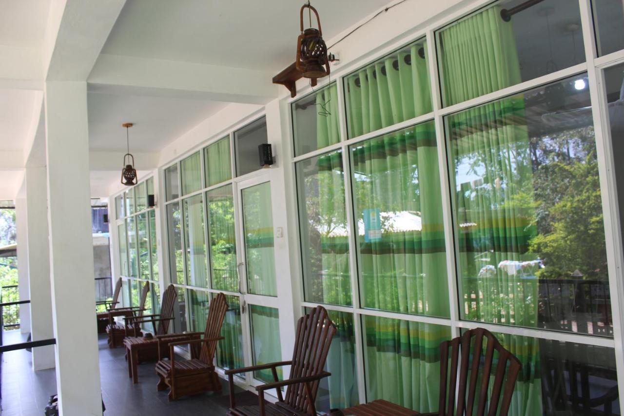 Mount Breeze Ella Hotel Exterior foto